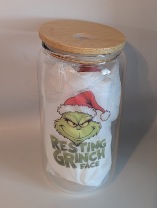 Resting  Grinch Face  18oz Glass Tumbler